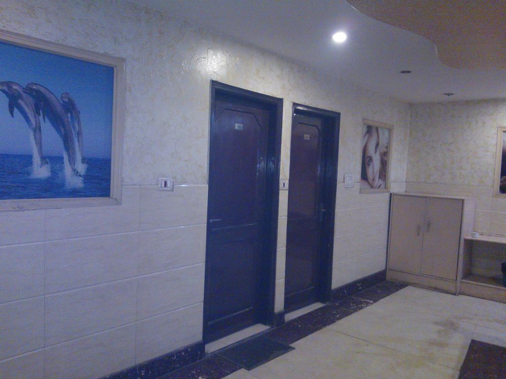 Hotel Hridey Inn New Delhi Bagian luar foto