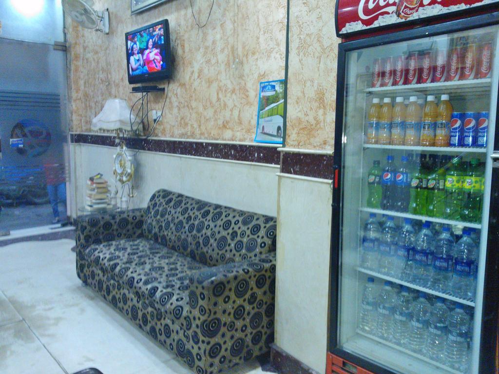 Hotel Hridey Inn New Delhi Bagian luar foto