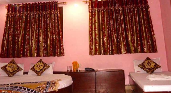 Hotel Hridey Inn New Delhi Bagian luar foto