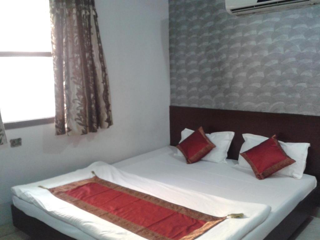 Hotel Hridey Inn New Delhi Ruang foto