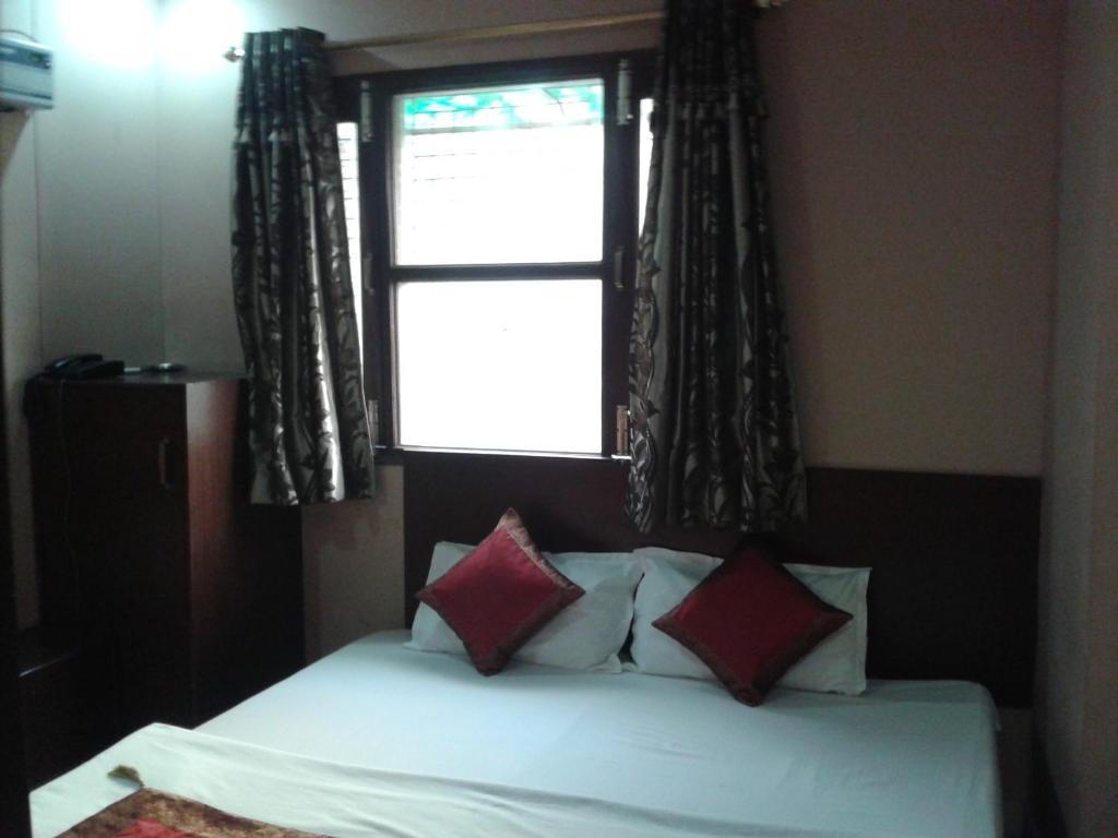 Hotel Hridey Inn New Delhi Bagian luar foto